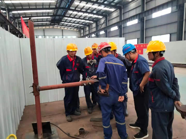 鋼構公司開展電焊工實操培訓 鋼構公司開展電焊工實操培訓